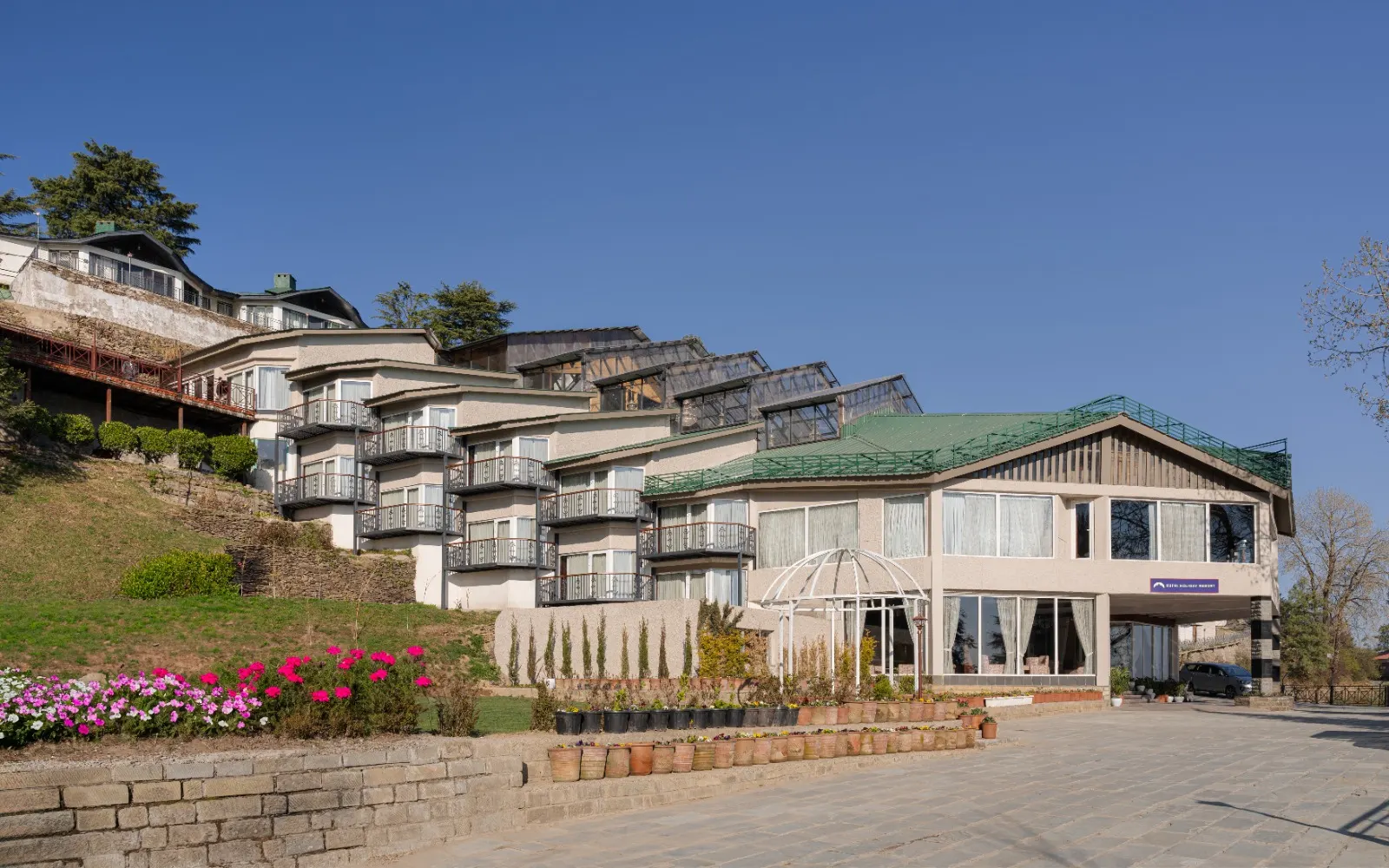 Kufri Heritage Resort exterior in winter
